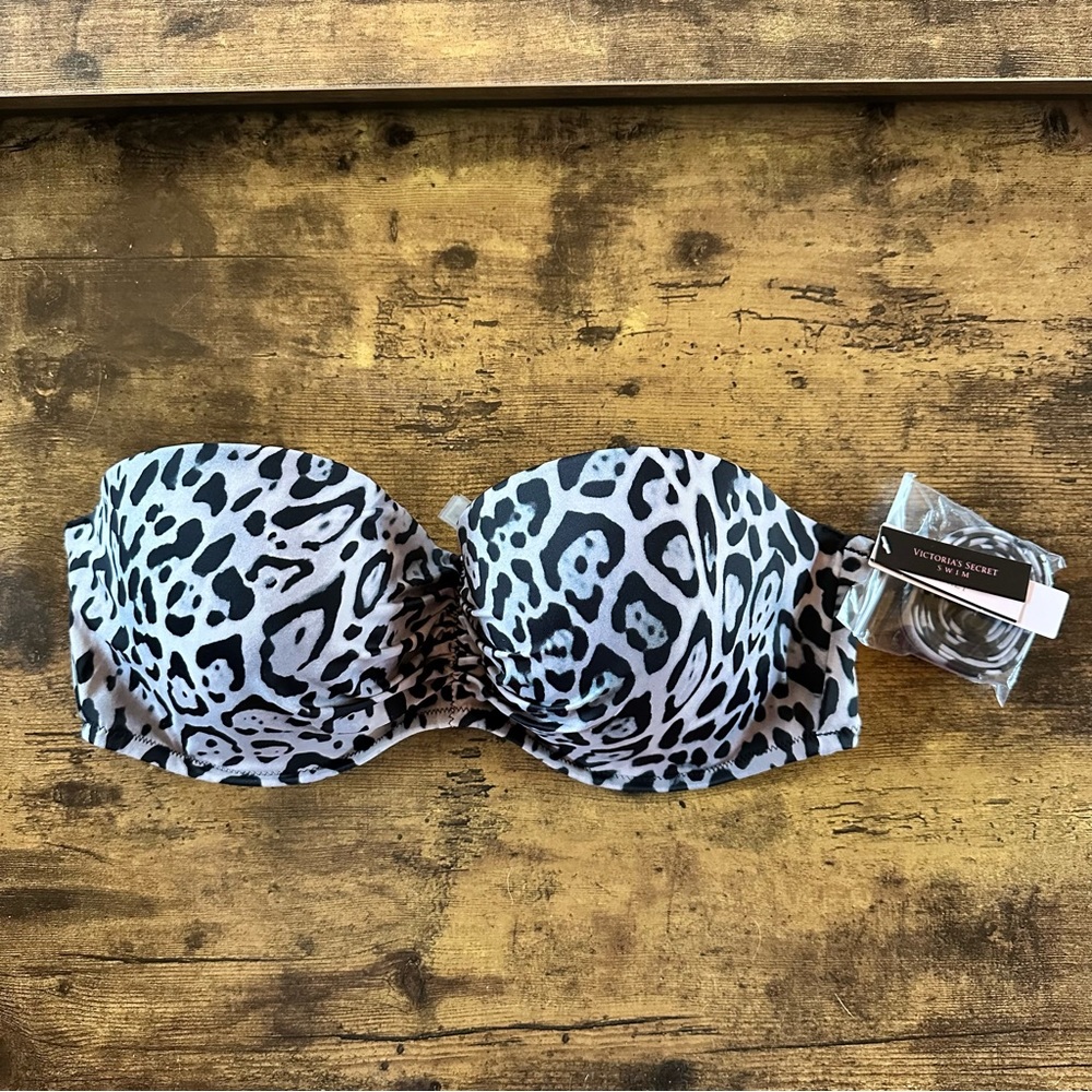 Victoria Secret Cheetah Strapless bikini top 38D
